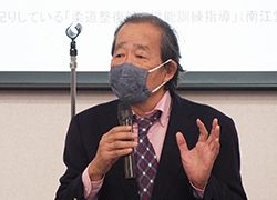 小川氏