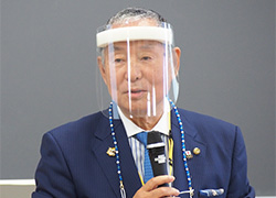 工藤鉄男会長