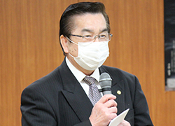 富永氏