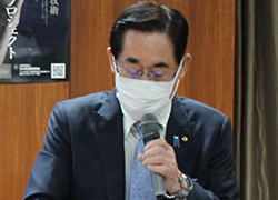 森川伸治学術教育部長