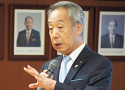 長尾淳彦会長