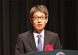 中山純一氏