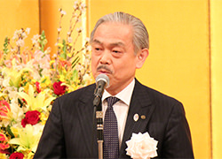 尾﨑治夫副会長