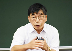 塩川氏