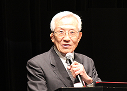 二村氏