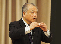 倉田氏