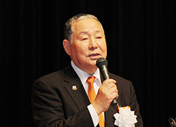 工藤鉄男会長