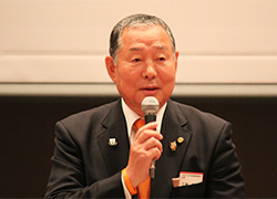 工藤鉄男会長