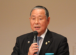 工藤鉄男会長