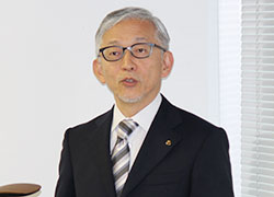 佐藤和伸氏