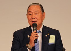 工藤鉄男会長