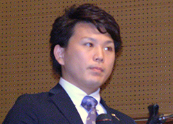 中川氏