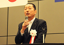 松岡保学術部長