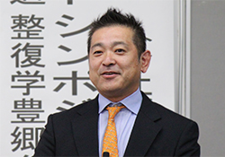 上本氏